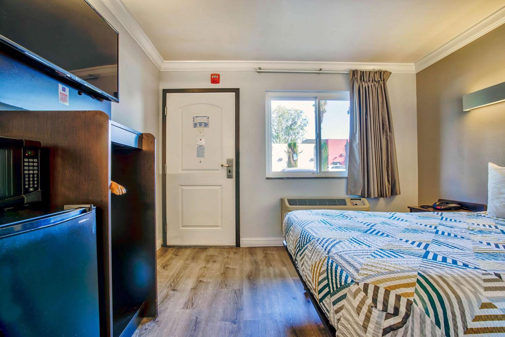 Motel 6-Menifee, Ca エクステリア 写真