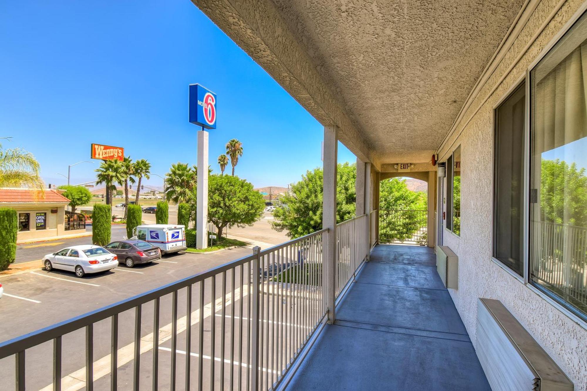Motel 6-Menifee, Ca エクステリア 写真