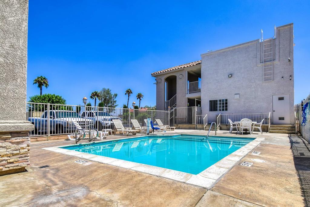 Motel 6-Menifee, Ca エクステリア 写真