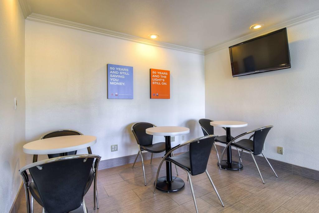 Motel 6-Menifee, Ca エクステリア 写真